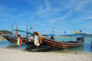 Island-Specific Tours
