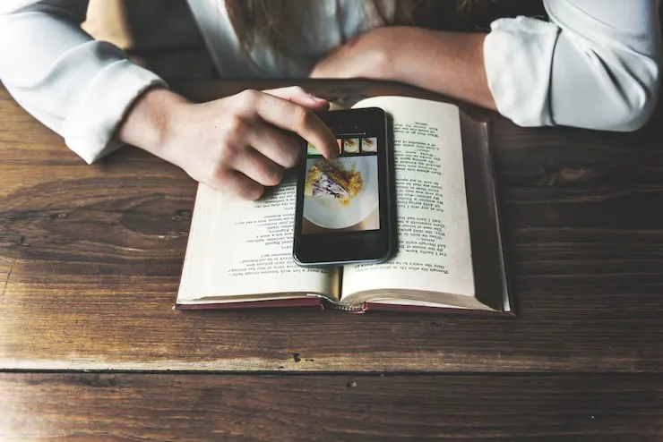 plusstories.com